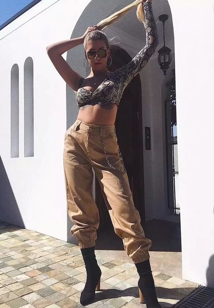 spring and autumn ladies solid pant personality pure color sports casual harem pants wide leg trend belt chain, Black;white
spring and autumn ladies solid pant personality pure color sports casual harem pants wide leg trend belt chain, Black;white