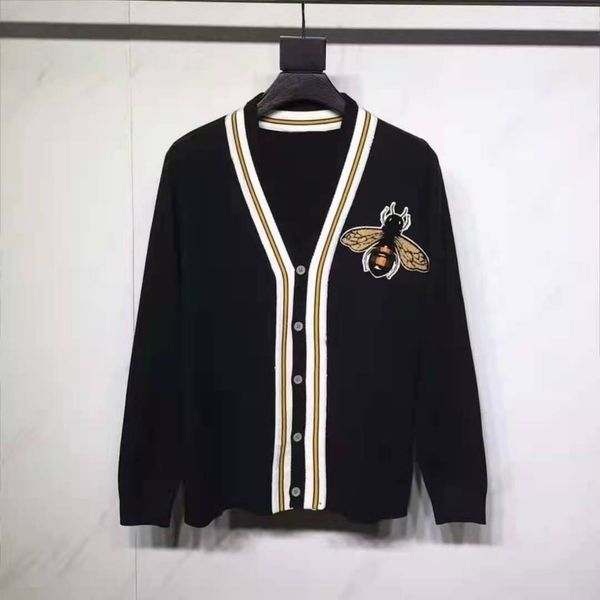 fashion men and women couple cashmere cardigan bee embroidery v-neck knitted cardigan sweater cardigan, White;black
fashion men and women couple cashmere cardigan bee embroidery v-neck knitted cardigan sweater cardigan, White;black