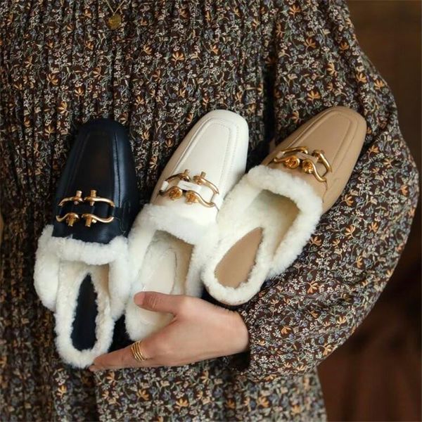 winter ladies slippers fur one-piece square toe metal decoration black apricot white fashion
winter ladies slippers fur one-piece square toe metal decoration black apricot white fashion