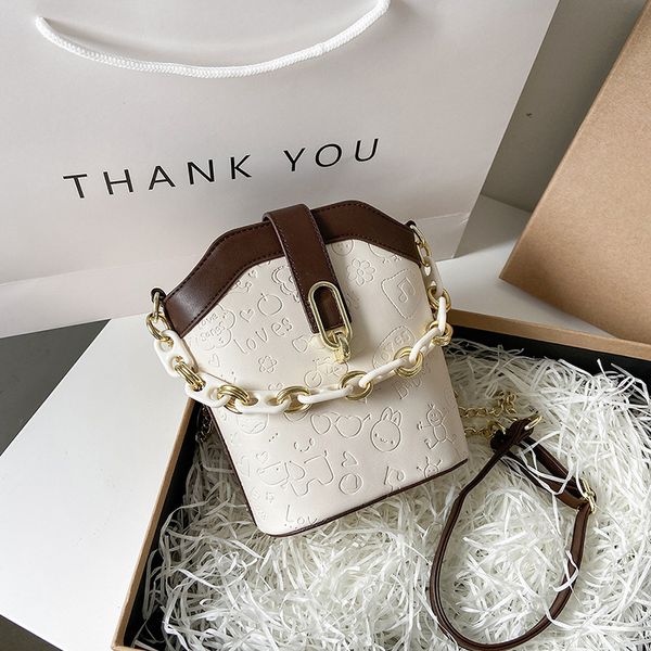 factory direct sale 75% off 2021 spring and bucket chain women's simple korean single shoulder messenger bags
factory direct sale 75% off 2021 spring and bucket chain women's simple korean single shoulder messenger bags