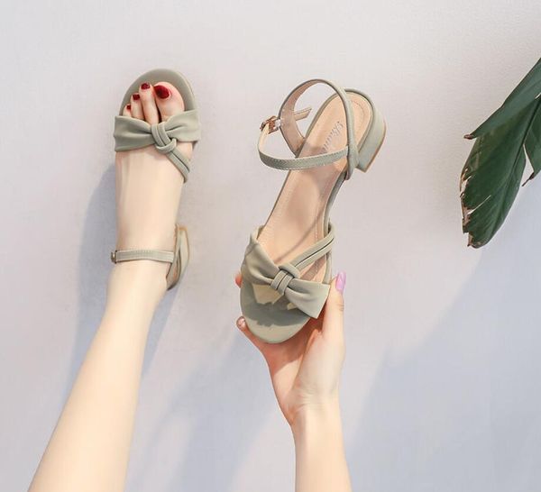 sandals female fairy style 2021 summer new wild dadong super fire comfortable with skirt student flat roman shoes, Black
sandals female fairy style 2021 summer new wild dadong super fire comfortable with skirt student flat roman shoes, Black
