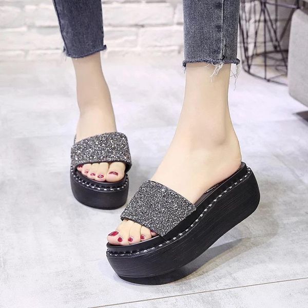 silver rhinestones sequins rivets platform slides outdoor non-slip high heels slippers 2021 designer open toe ladies shoes, Black
silver rhinestones sequins rivets platform slides outdoor non-slip high heels slippers 2021 designer open toe ladies shoes, Black