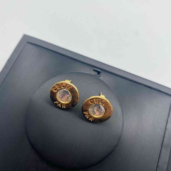 design jewelry starry sky full of french exquisite cei gold diamond inlaid button net red anti allergy cold wind earrings, Golden
design jewelry starry sky full of french exquisite cei gold diamond inlaid button net red anti allergy cold wind earrings, Golden