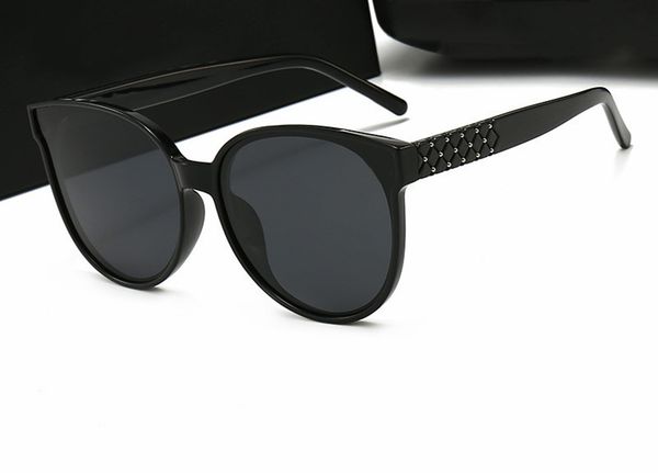 fashion pearl designer sunglasses brand polarized lens sun glasses eyewear for women eyeglasses metal frame 10 color 550-551, White;black
fashion pearl designer sunglasses brand polarized lens sun glasses eyewear for women eyeglasses metal frame 10 color 550-551, White;black