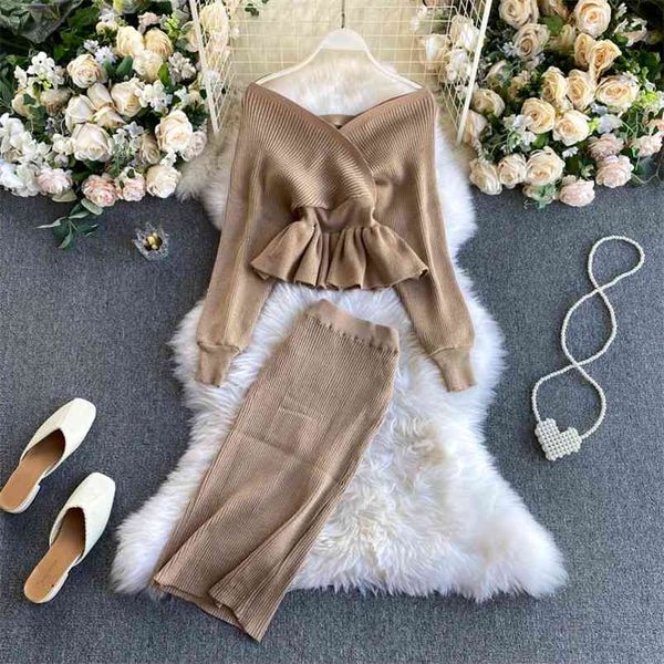 women korean style cross v-neck puff sleeve short waist + elastic high pleated skirt knitting two piece d040 210506, White
women korean style cross v-neck puff sleeve short waist + elastic high pleated skirt knitting two piece d040 210506, White