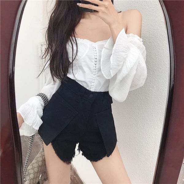 women's jeans europe and america 2021 summer fashion large pocket jean shorts for women with high waist fur-trimmed a-line wide-leg pan, Blue
women's jeans europe and america 2021 summer fashion large pocket jean shorts for women with high waist fur-trimmed a-line wide-leg pan, Blue