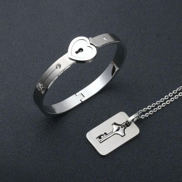 pendant necklaces meetcute heart lock with key necklace titanium steel bracelet for couples 2021, Silver
pendant necklaces meetcute heart lock with key necklace titanium steel bracelet for couples 2021, Silver
