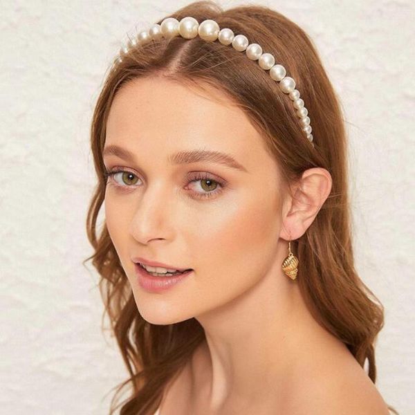 women elegant full simulated pearls hairbands sweet headband hair hoops holder ornament head band lady bridal accessories1
women elegant full simulated pearls hairbands sweet headband hair hoops holder ornament head band lady bridal accessories1