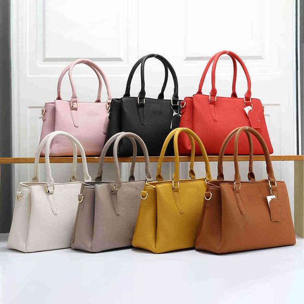 italy evening bags women's handbag three mezzanine zipper opening flower lady leisure pu leather fashion shoulder bag purse designer lu
italy evening bags women's handbag three mezzanine zipper opening flower lady leisure pu leather fashion shoulder bag purse designer lu