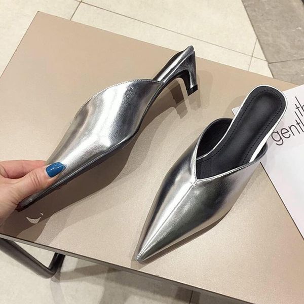 slippers woman 2021 summer fashion ladies shoes low heels for female women casual lady pointed toe sandals slide, Black
slippers woman 2021 summer fashion ladies shoes low heels for female women casual lady pointed toe sandals slide, Black