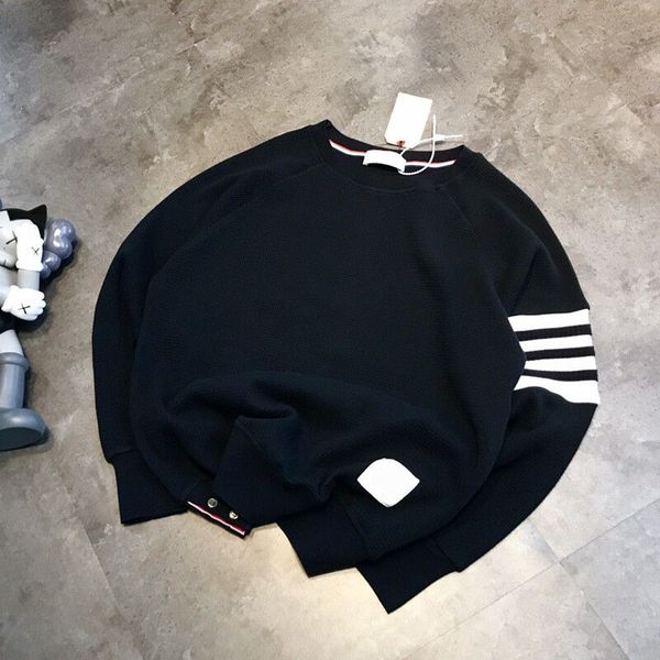 21 spring and summer new fashion brand tb waffle arm yarn dyed simple stripe casual comfortable couple's sweater, White
21 spring and summer new fashion brand tb waffle arm yarn dyed simple stripe casual comfortable couple's sweater, White