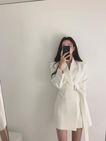 women's suits & blazers 2021 net red small suit chic white retro belt korean casual loose ins blazer female tide, White;black
women's suits & blazers 2021 net red small suit chic white retro belt korean casual loose ins blazer female tide, White;black