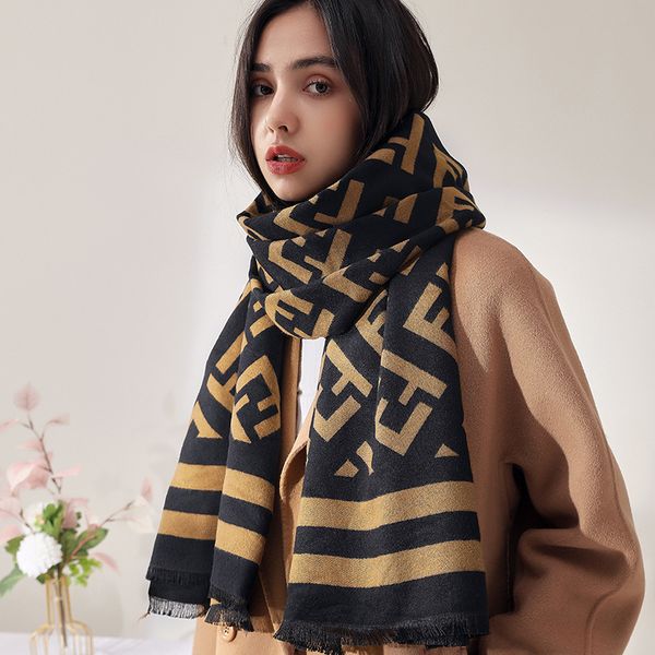 design korea dongdamen cashmere scarf women's thin high-end autumn and winter versatile double letter flower shawl, Blue;gray
design korea dongdamen cashmere scarf women's thin high-end autumn and winter versatile double letter flower shawl, Blue;gray