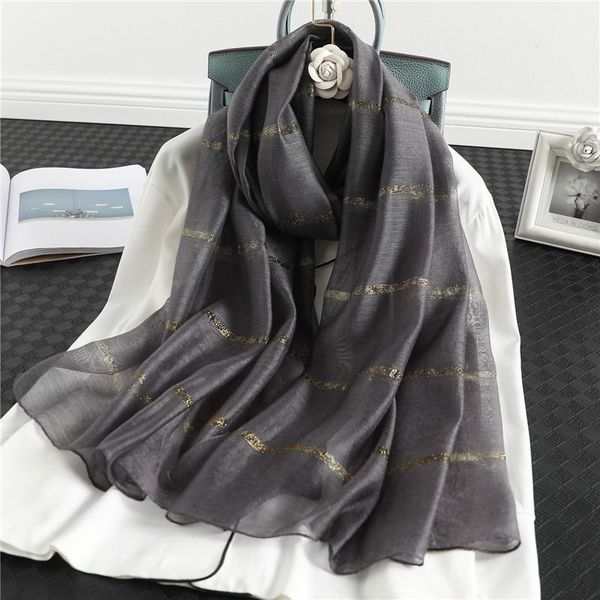scarves 2021 brand silk wool scarf for women winter stripe two-tone shawls hijab wraps pashmina bandana foulard wholesale, Blue;gray
scarves 2021 brand silk wool scarf for women winter stripe two-tone shawls hijab wraps pashmina bandana foulard wholesale, Blue;gray