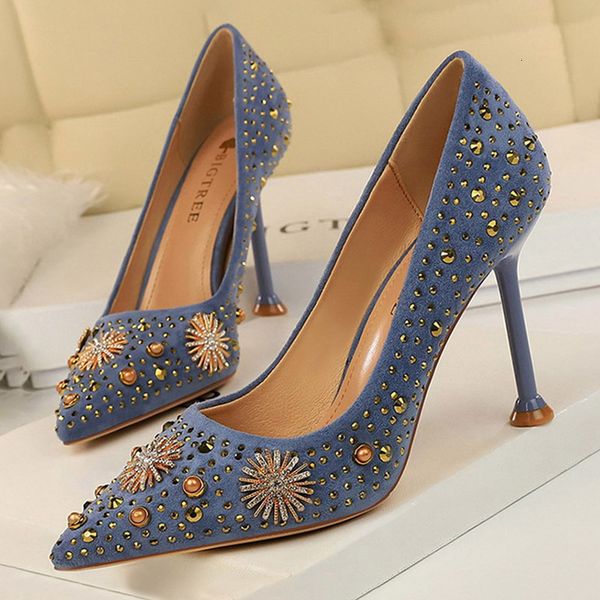dress shoes bigtree women's suede shoes, high heels and rhinestones, for party, wedding, big 43 size, plus size 8x5b, Black
dress shoes bigtree women's suede shoes, high heels and rhinestones, for party, wedding, big 43 size, plus size 8x5b, Black