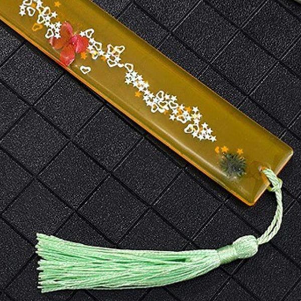 bookmark 16pcs resin mould set ideal for making clear keychain pendant home decorations presents
bookmark 16pcs resin mould set ideal for making clear keychain pendant home decorations presents