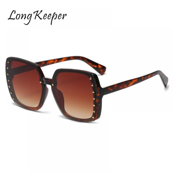 sunglasses 2021 fashion oversized square women men designer driving shades big frame punk sun glasses female gafas, White;black
sunglasses 2021 fashion oversized square women men designer driving shades big frame punk sun glasses female gafas, White;black