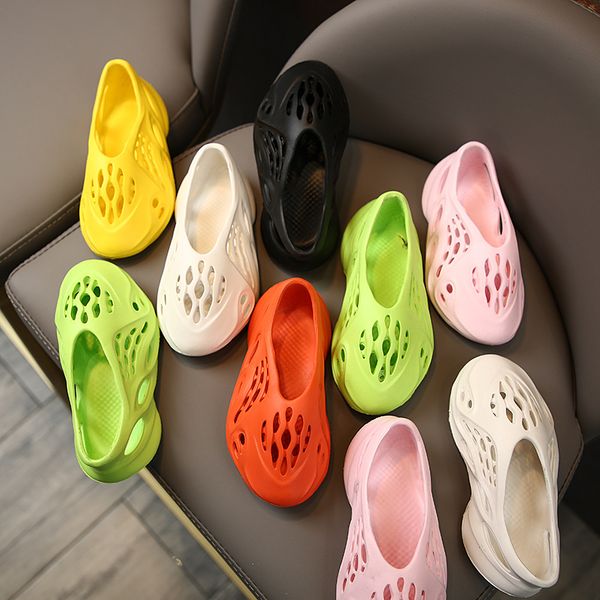 Summer New Fashion Kids Boys and Girls Coconut Hole Shoes Ins Roman Sandals Baotou Beach Shoes Childrens Casual Shoes KS01, 05
Summer New Fashion Kids Boys and Girls Coconut Hole Shoes Ins Roman Sandals Baotou Beach Shoes Childrens Casual Shoes KS01, 05