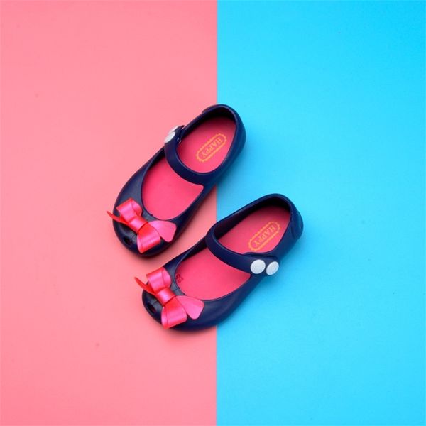 children's girl's sandals 2021 new princess korean bow jelly children's shoes, Black;red
children's girl's sandals 2021 new princess korean bow jelly children's shoes, Black;red