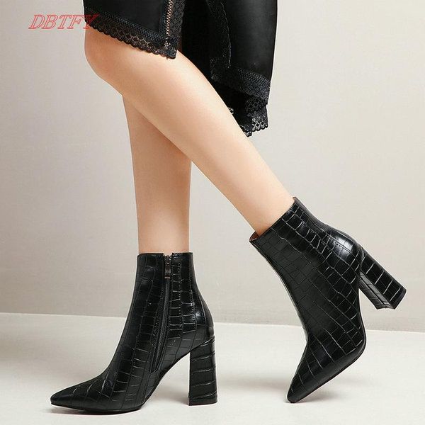 black white 2022 series women ankle boots fashion crocodile pattern pu ladies pointed square heel zipper high heels large 34-43
black white 2022 series women ankle boots fashion crocodile pattern pu ladies pointed square heel zipper high heels large 34-43