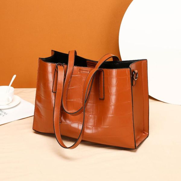 evening bags england style shoulder for woman pu leather totes solid color lady handbag fashion brand hand designers luxury bag
evening bags england style shoulder for woman pu leather totes solid color lady handbag fashion brand hand designers luxury bag