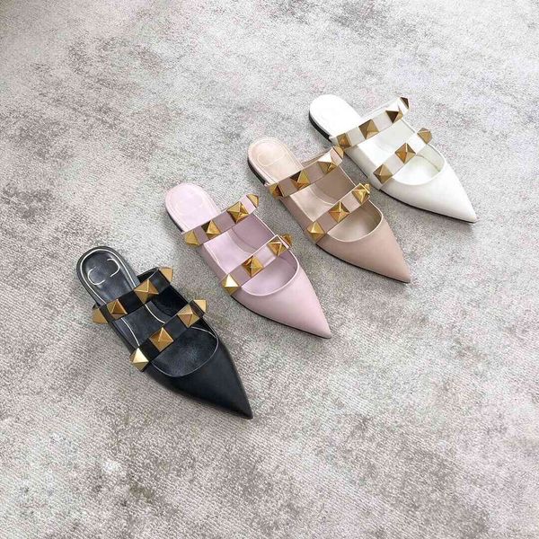 wholesale high version half slippers v pointed rivet flat sole women's leather muller sandals luxurysss designersss shoes yw, Black
wholesale high version half slippers v pointed rivet flat sole women's leather muller sandals luxurysss designersss shoes yw, Black
