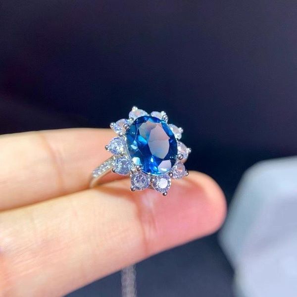 cluster rings jewelry vvs grade london blue z ring for party 8mm*10mm natural simple 925 silver, Golden;silver
cluster rings jewelry vvs grade london blue z ring for party 8mm*10mm natural simple 925 silver, Golden;silver
