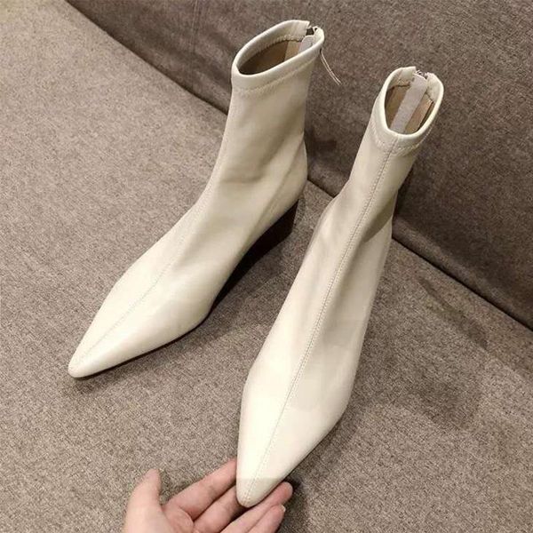 boots women ankle 2021 elegnat shoes white pointed toe short fashion heeled black
boots women ankle 2021 elegnat shoes white pointed toe short fashion heeled black
