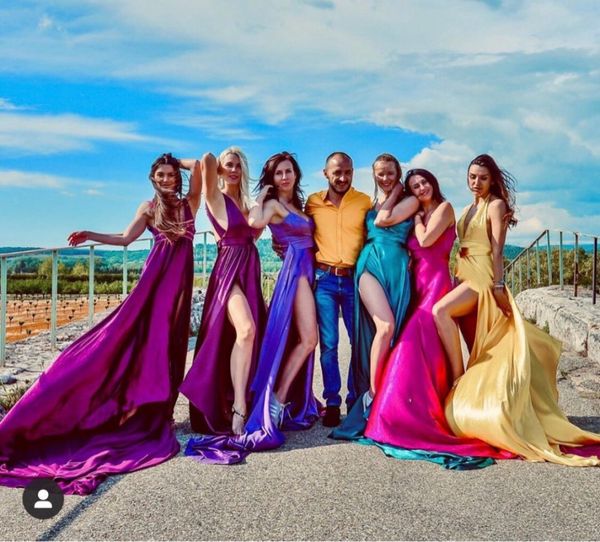 evening dress with long train vestido longo red open back prom dresses off shoulder 2021 robe de soiree high slit formal gown for pgraphy, Black;red
evening dress with long train vestido longo red open back prom dresses off shoulder 2021 robe de soiree high slit formal gown for pgraphy, Black;red