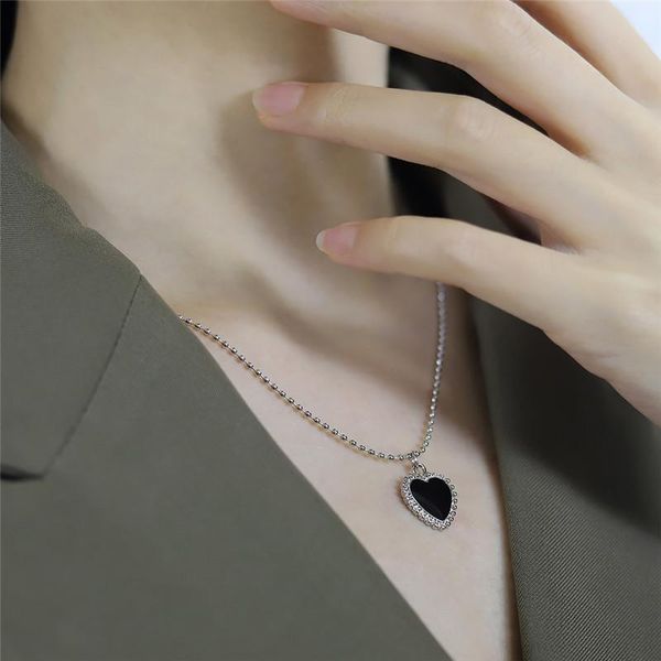 chains 2021 fashion personalized silver chain necklace women simple black color lover heart long jewelry gift
chains 2021 fashion personalized silver chain necklace women simple black color lover heart long jewelry gift