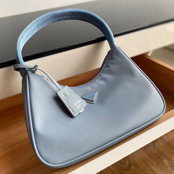 p family armpit 2021 new hobo nylon stick kendou same portable one shoulder ladies design handbags
p family armpit 2021 new hobo nylon stick kendou same portable one shoulder ladies design handbags