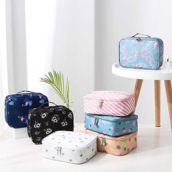 cosmetic bags & cases 2021 girls mini masquerade waterproof handbags portable ourdoor luggage men business wash bag bandbag
cosmetic bags & cases 2021 girls mini masquerade waterproof handbags portable ourdoor luggage men business wash bag bandbag
