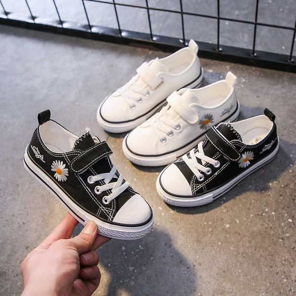children canvas boys fashion spring autumn comfortable shoes girls classical flower print canvas shoes baby soft shoes 210713, Black
children canvas boys fashion spring autumn comfortable shoes girls classical flower print canvas shoes baby soft shoes 210713, Black