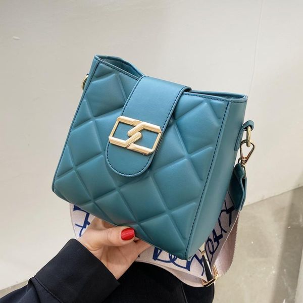 evening bags mini quilted pu leather bucket crossbody bag for women 2021 fashion summer lady purse and handbag trends luxury blue
evening bags mini quilted pu leather bucket crossbody bag for women 2021 fashion summer lady purse and handbag trends luxury blue