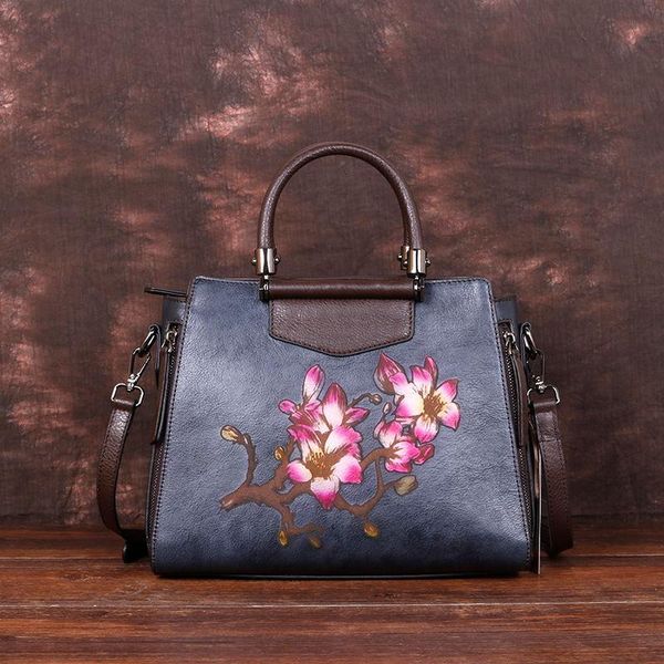 evening bags the women's shoulder bag micro-carved kapok leather fashion diagonal hand rubbed color first layer cowhide
evening bags the women's shoulder bag micro-carved kapok leather fashion diagonal hand rubbed color first layer cowhide