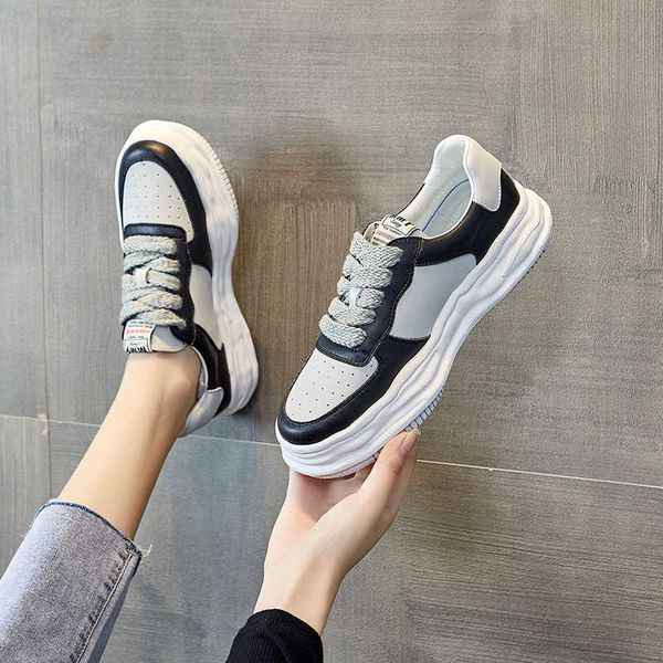 small white shoes women's designer versatile color matching leather dissolving soft sole leisure sports board fashionabletraining sneak
small white shoes women's designer versatile color matching leather dissolving soft sole leisure sports board fashionabletraining sneak