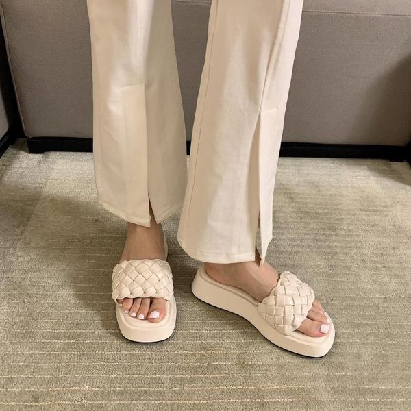 slippers house platform low shoes slipers women slides shale female beach string bead 2021 sabot fabric rome rubber basic hoof h, Black
slippers house platform low shoes slipers women slides shale female beach string bead 2021 sabot fabric rome rubber basic hoof h, Black