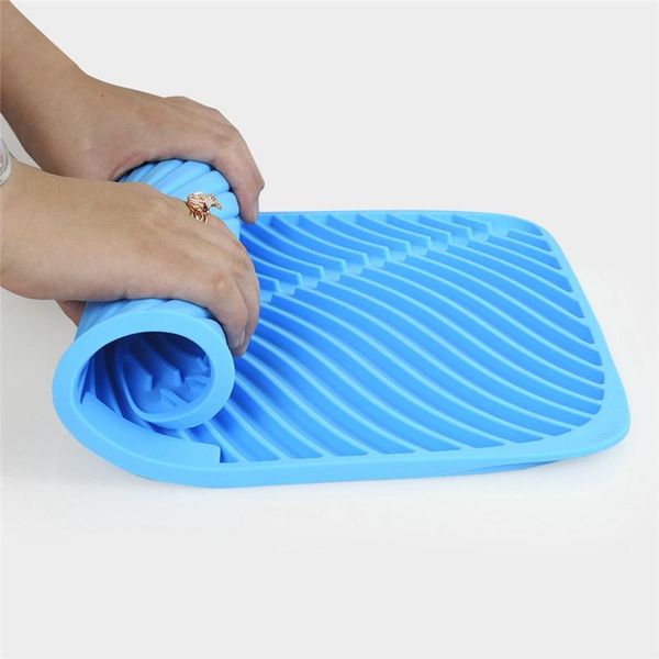 table runner multi function storage rack water filter pad silicone dish drying mat waterproof square anti scalding insulation tool
table runner multi function storage rack water filter pad silicone dish drying mat waterproof square anti scalding insulation tool
