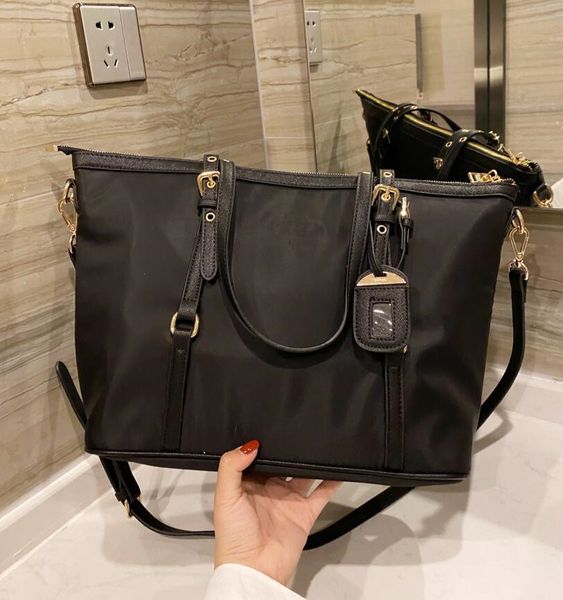 luxury designer brand original style handbags bag black nylon waterproof large shopping woman fashion one shoulder bags
luxury designer brand original style handbags bag black nylon waterproof large shopping woman fashion one shoulder bags