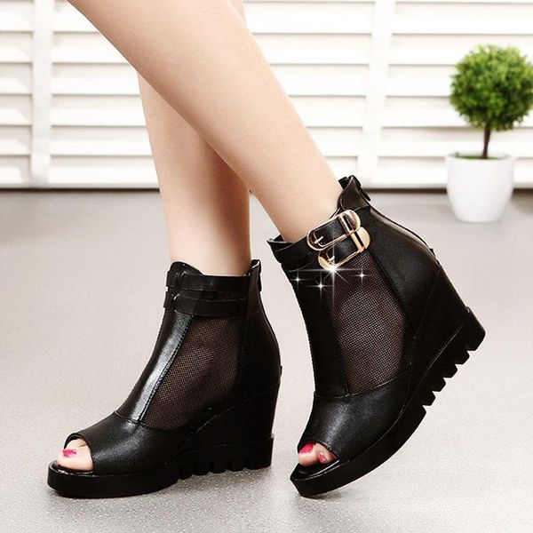 leather fishmouth mesh high heel women's sandals in summer fashion joker platform buckle, Black
leather fishmouth mesh high heel women's sandals in summer fashion joker platform buckle, Black