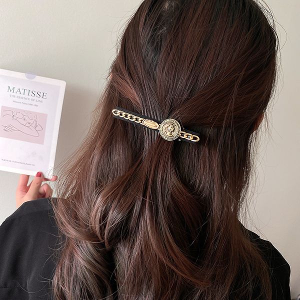 south designer banger hairpin imitation pearl side clip net red girl fashion versatile hair accessories, Golden;silver
south designer banger hairpin imitation pearl side clip net red girl fashion versatile hair accessories, Golden;silver