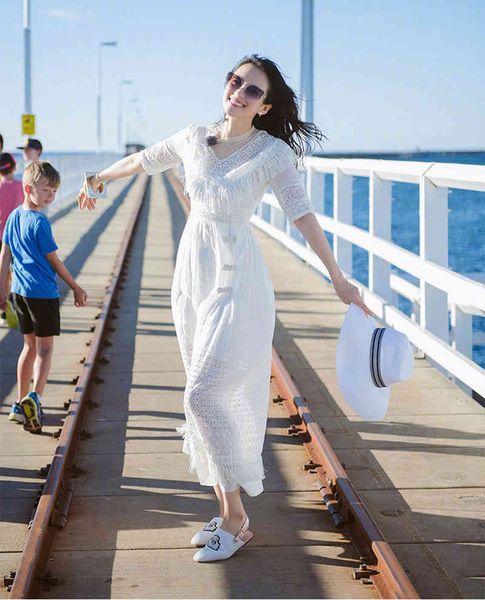 a line beach long vintage autumn white cotton splice lace floral embroidery o-neck bohemian women es party vestido, Black;gray
a line beach long vintage autumn white cotton splice lace floral embroidery o-neck bohemian women es party vestido, Black;gray