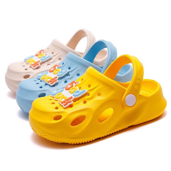 sandals children's slippers xia xiaotong baotou hole shoes boys slip home indoor baby women, Black;red
sandals children's slippers xia xiaotong baotou hole shoes boys slip home indoor baby women, Black;red