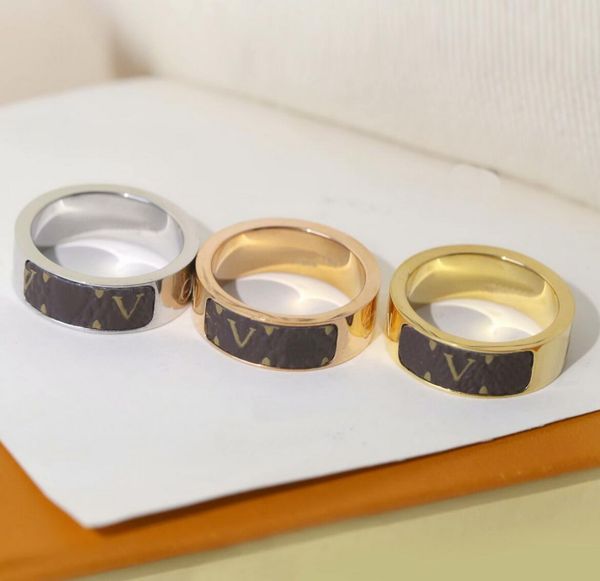 europe america fashion style ring men lady women titanium steel engraved v initials paste printed leather lovers rings size us6-us9 twinkle, Silver
europe america fashion style ring men lady women titanium steel engraved v initials paste printed leather lovers rings size us6-us9 twinkle, Silver