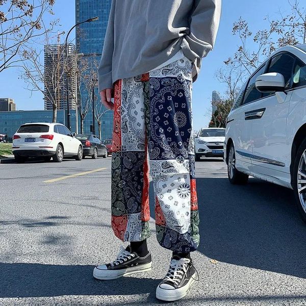 hip hop men sweatpants 2021 retro streetstyle jogging pants bandana paisley pattern oversize fashion straight joggers men's, Black
hip hop men sweatpants 2021 retro streetstyle jogging pants bandana paisley pattern oversize fashion straight joggers men's, Black