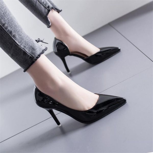patent leather high heels pumps women shoes 2021 autumn summer shallow pointed stiletto hollow party dress, Black
patent leather high heels pumps women shoes 2021 autumn summer shallow pointed stiletto hollow party dress, Black
