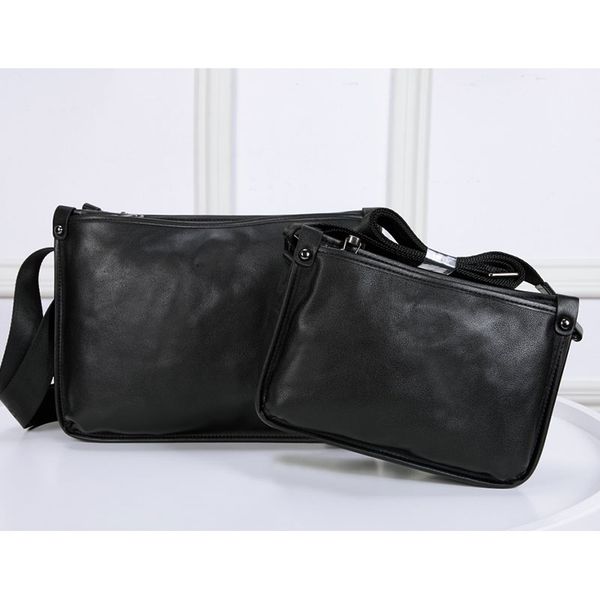 new messenger bag men's shoulder bags original calfskin handbag vacuum plating hardware inside with original lining fashionable and gen
new messenger bag men's shoulder bags original calfskin handbag vacuum plating hardware inside with original lining fashionable and gen