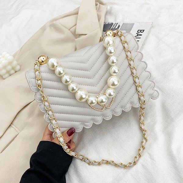 designer handbags fashion small tote bags for women leather diamonds shoulder bag ladies party pearl crossbody evening
designer handbags fashion small tote bags for women leather diamonds shoulder bag ladies party pearl crossbody evening