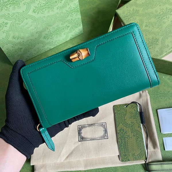 2021 men women zippy wallet genuine leather credit card holder bag fashion luxury designers purse with box, Red;black
2021 men women zippy wallet genuine leather credit card holder bag fashion luxury designers purse with box, Red;black