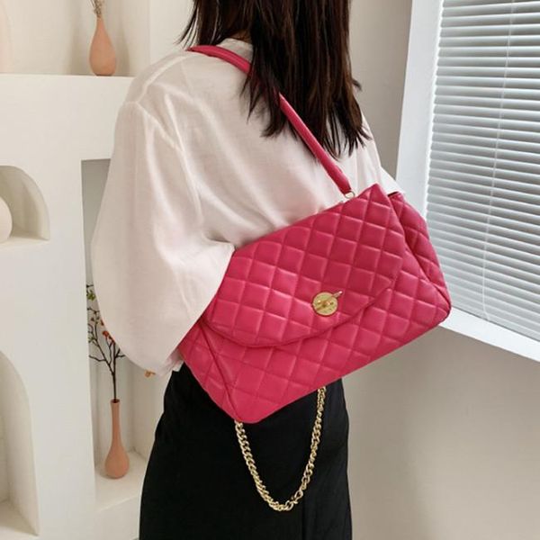 evening bags diamond grain women handbag pu leather chain ladies shoulder bag brand design crossbody fashion big capacity black totes 
evening bags diamond grain women handbag pu leather chain ladies shoulder bag brand design crossbody fashion big capacity black totes